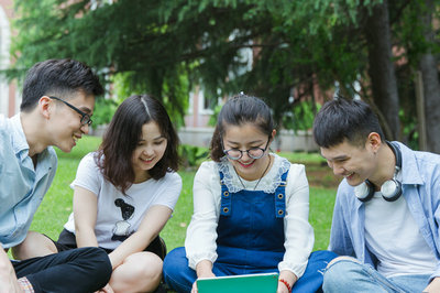 對(duì)外經(jīng)濟(jì)貿(mào)易大學(xué)在職研究生