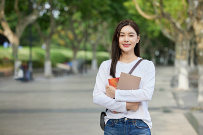 對(duì)外經(jīng)濟(jì)貿(mào)易大學(xué)在職研究生
