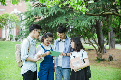 對(duì)外經(jīng)濟(jì)貿(mào)易大學(xué)在職研究生