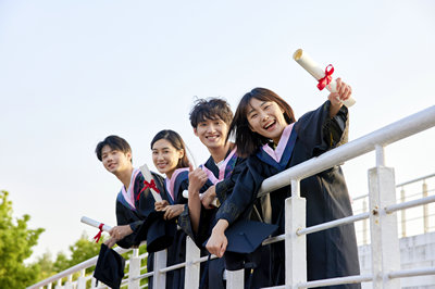 對外經(jīng)濟貿(mào)易大學(xué)在職研究生
