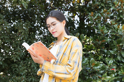 對(duì)外經(jīng)濟(jì)貿(mào)易大學(xué)在職研究生