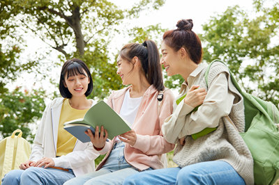 對(duì)外經(jīng)濟(jì)貿(mào)易大學(xué)在職研究生