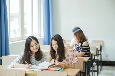對外經濟貿易大學在職研究生