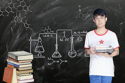 在職研究生論文答辯必須一次通過嗎？